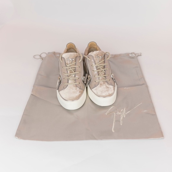 Giuseppe Zanotti Velvet Sneakers Size 35 - Picture 4 of 6